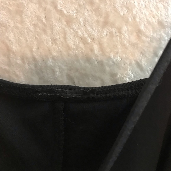 Long black dress with pink line - Picture 3 of 5